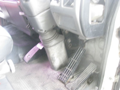 ขายหกล้อ FF3H กระบะเหล็ก 7.2 เมตร เปิดสามด้านเครื่อง 195 สวยพร้อมใช้ โทร 088-4501277