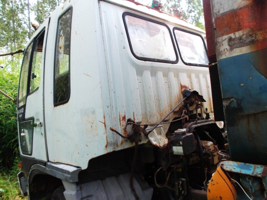 ขายด่วนรถสิบล้อFM1M2เพลารถนํ้าเครือง220แรงไมมีเล่ม