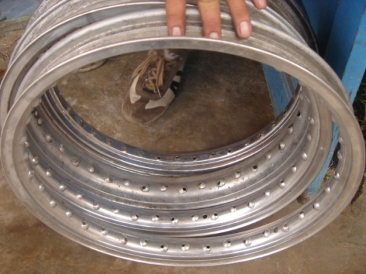 ขายอะไหล่ครับ