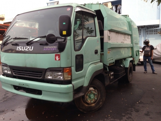 ขาย Isuzu NRR รถขยะมีถังนำเข้าพร้อมใช้งาน !!