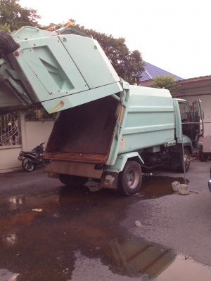 ขาย Isuzu NRR รถขยะมีถังนำเข้าพร้อมใช้งาน !!