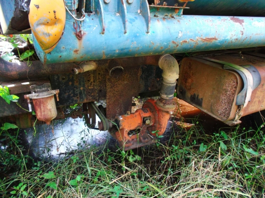 ขายด่วนรถสิบล้อFM1M2เพลารถนํ้าเครือง220แรงไมมีเล่ม