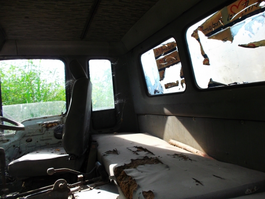 ขายด่วนรถสิบล้อFM1M2เพลารถนํ้าเครือง220แรงไมมีเล่ม