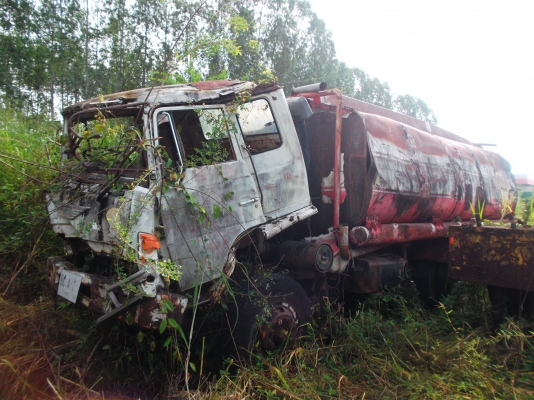 ขายด่วนรถสิบล้อFM227บรรทุกนํ้าทะเบียนมีแต่มีค้าใส่จ่ายเพิม