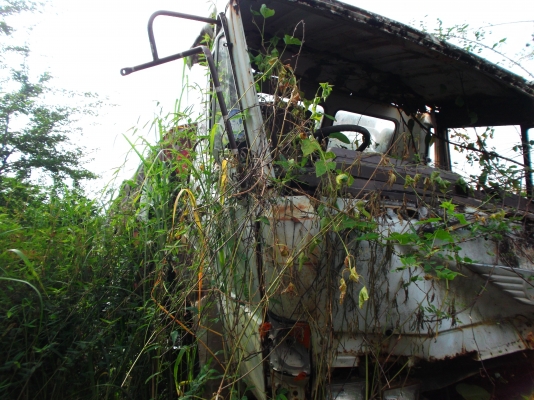 ขายด่วนรถสิบล้อFM227บรรทุกนํ้าทะเบียนมีแต่มีค้าใส่จ่ายเพิม ขายด่วนรถสิบล้อFM227บรรทุกนํ้าทะเบียนมีแต่มีค้าใส่จ่ายเพิม