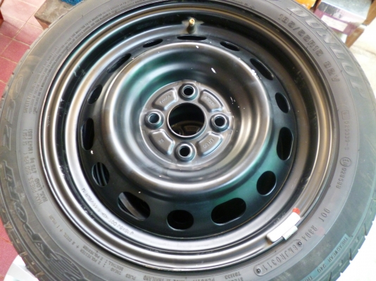 ขายล้อกะทะมาสด้ 2 + ฝาครอบ + ยาง ขอบ 15 นิ้ว