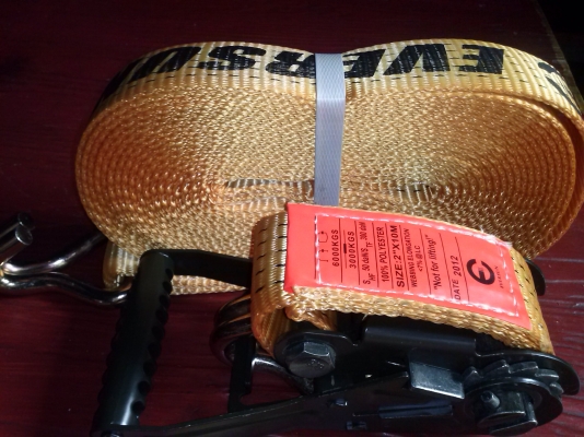 ตัวแทนจำหน่าย ตะขอ  สเตย์ สะเก้น โทร 0860798452