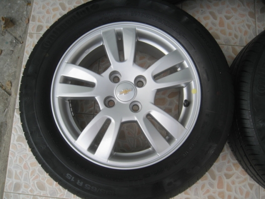 ขายล้อแม็ก Chevrolet sonic 15"x6" 4รู100 +ยาง 12,1 เส้นและยางปี 13,3เส้น   สนใจติดต่อเล็กคลองสามครับ (081-3747940)