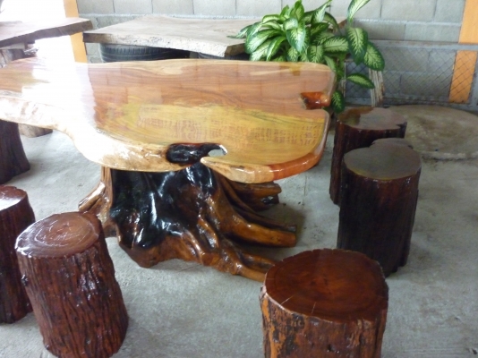 ขาย โต๊ะไม้มะค่าเก่างามๆต่อ