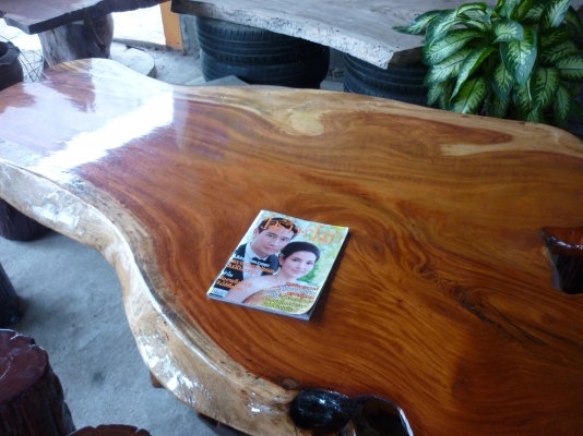 ขาย โต๊ะไม้มะค่าเก่างามๆต่อ