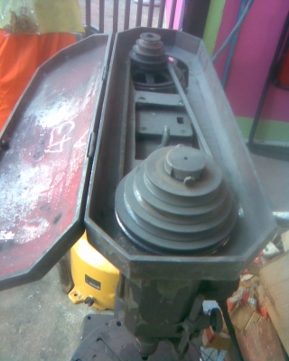 แท่นสว่านสภาพพร้อมใช้งานครับตัวใหญ่หนาครับเหล็กดีครับแน่นครับรุ่นนี้  ขนาด 8 หุนครับ สวยๆครับราคานี้คุ้มครับไม่ต้องเบิกใหม่ครับ