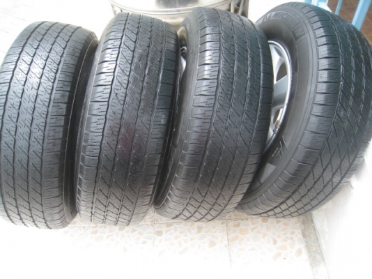 ขายล้อแม็ก Toyota fortuner 17"x7.5" et30 6รู139 +ยางปลายปี 10 สนใจติดต่อเล็กคลองสามครับ (081-3747940)