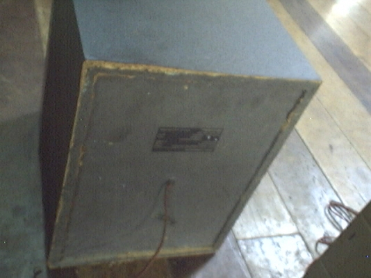 ขายเครื่องเสียงบ้านsonyกับลำโพง3ทางชาร์ปดอก8นิ้วแยกขายได้