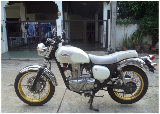 ------------ Kawasaki Estrella 250 ขาวๆ อวบๆ -------------