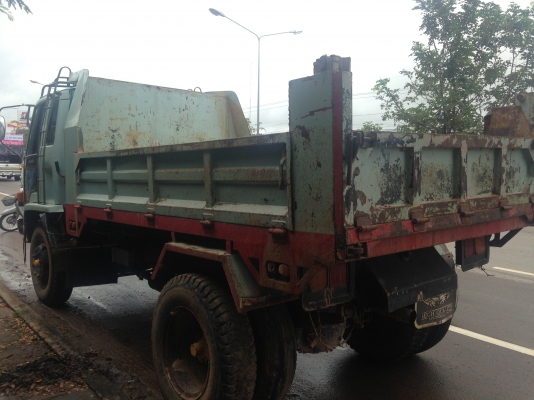 ขาย 6ล้อใหญ่ อีซูซุ Rocky 165 แรง สภาพสวย พร้อมใช้ ขาย 6ล้อใหญ่ อีซูซุ Rocky 165 แรง สภาพสวย พร้อมใช้