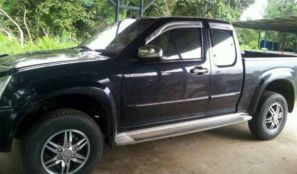 ISUZU D-MAX HI LANDER SPACECAB Ddi i -TEQ 2.5 MT ปี 2010 รถบ้านสวยบางเดิมๆทั้งคัน รุ่น ซุปเปอร์ แพลททินั่ม เครื่องแห้งแรงดี ภายในสวยครบ CD MP3 พ.เพาเวอร์ ก.ไฟฟ้า กระจกมองข้างแบบโครเมี่ยมปรับไฟฟ้า ไฟเลี้ยวที่กระจกมองข้าง เสาอากาศตรงกลาง บันไดข้าง กระบะลายเ