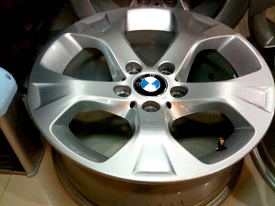 แม็กซ์ใหม่ BMW ขนาด 17 นิ้ว 5รู 120 สภาพไม่มีรอย ใหม่ทุกวง ทั้งด้านหน้าด้านหลัง =19,500 แม็กซ์ใหม่ BMW ขนาด 17 นิ้ว 5รู 120 สภาพไม่มีรอย ใหม่ทุกวง ทั้งด้านหน้าด้านหลัง =19,500