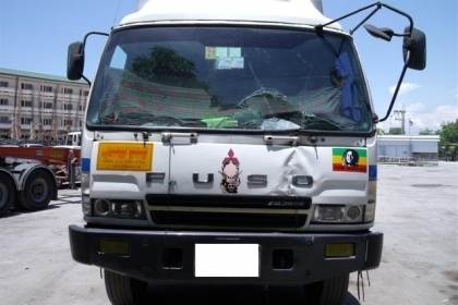 ขายรวม 3 คัน หัวลาก Fuso FN627 ปี50 เครื่อง 260 แรง สวย โทร 088-4501277