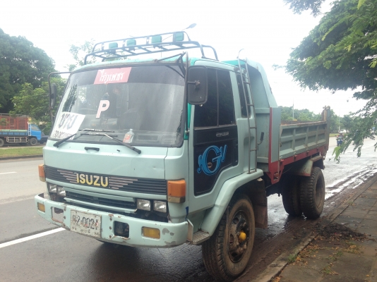 ขาย 6ล้อใหญ่ อีซูซุ Rocky 165 แรง สภาพสวย พร้อมใช้ จัดไฟแนนท์ได้เลยครับ