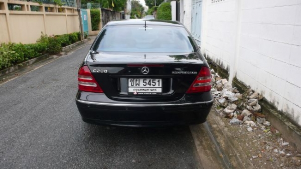 Benz C220 Kom Avantgarde ปี'02