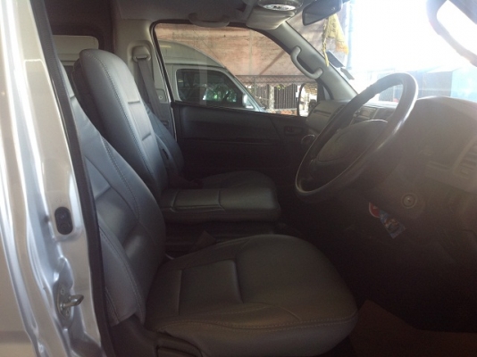 Commuter ปี 2005 2.5 D4D Commuter ปี 2005 2.5 D4D