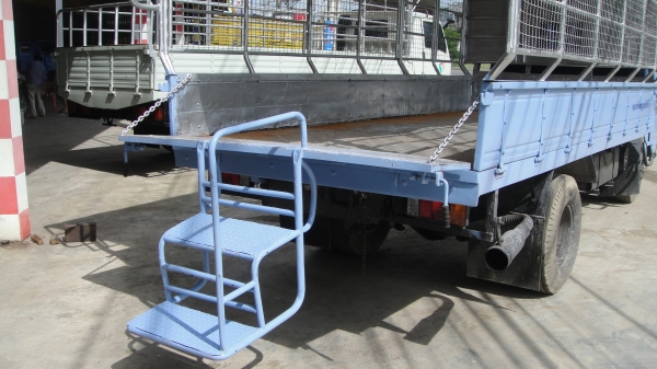 ISUZU NKR110แรง รถห้างแท้ ดาวน์45000ผ่อน11000/36เดือน