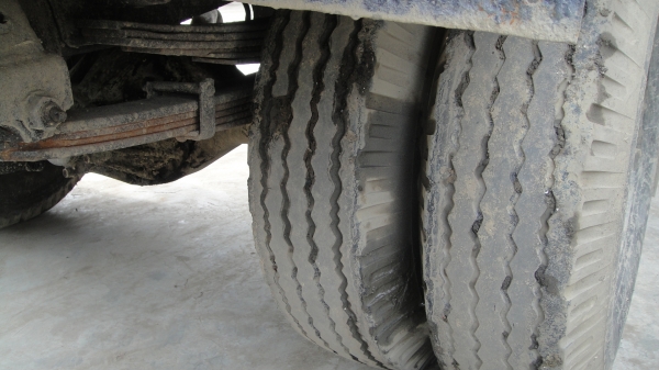 ISUZU NKR110แรง รถห้างแท้ ดาวน์45000ผ่อน11000/36เดือน