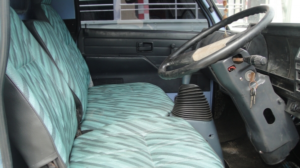 ISUZU NKR110แรง รถห้างแท้ ดาวน์45000ผ่อน11000/36เดือน