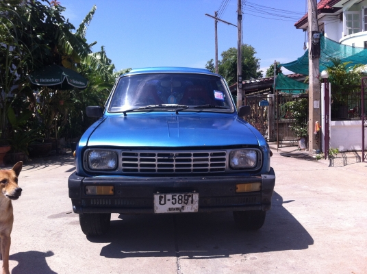 มาสด้า แฟมีเลีย ปี92  ติดแก็สแล้ว รถบ้านพร้อมใช้ 33000 ด่วนๆ