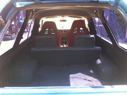 มาสด้า แฟมีเลีย ปี92  ติดแก็สแล้ว รถบ้านพร้อมใช้ 33000 ด่วนๆ