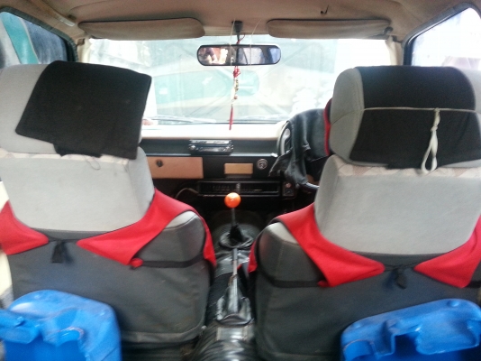 ขายด่วนครัย mazda 323 รถใช้งานไดปรกติติดแก๊สแล้วครับ 081-0999013