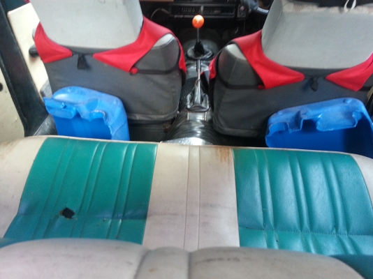 ขายด่วนครัย mazda 323 รถใช้งานไดปรกติติดแก๊สแล้วครับ 081-0999013