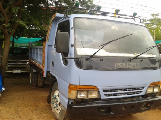 หกล้อดั้ม ISUZU 120 NPR ฝาขาว ปี42 รถห้างแท้ Fหน้าFหลัง แอร์ power สภาพพร้อมใช้