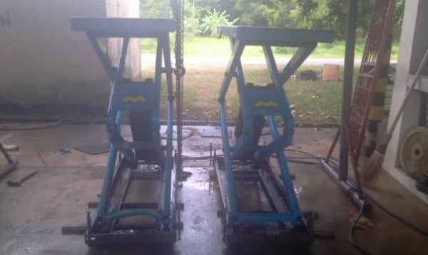 ลิฟท์ ยกรถรถ