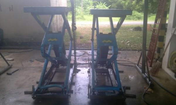 ลิฟท์ ยกรถรถ