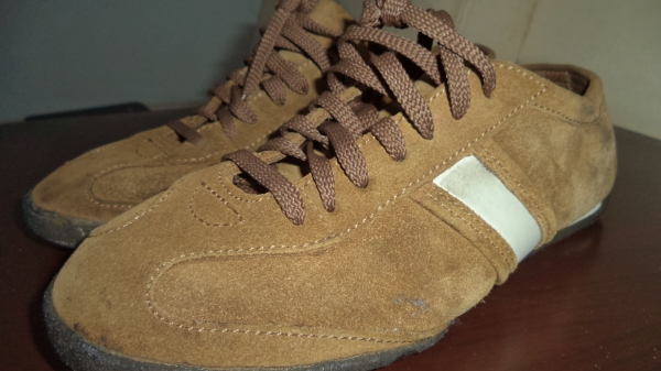 รองเท้า Clarks Originals 41 รองเท้า Clarks Originals 41