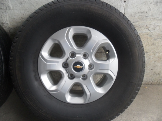 ล้อแม็ก16นิ้ว 6รู เชฟ พร้อมยาง 265/70R16ปี09 สวยๆ 4 ล้อ ราคา 6900 บาท ล้อแม็ก16นิ้ว 6รู เชฟ พร้อมยาง 265/70R16ปี09 สวยๆ 4 ล้อ ราคา 6900 บาท