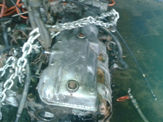 ขายเครื่อง รุ่นม้ากระโดด ดีเซล  ไม่รู้ว่าติดหรือเปล่า เจ้าของรถฝากขายพร้อมเกียร์  หรือจะให้ทำให้ติดก็ได้ ราคาคุยกัน