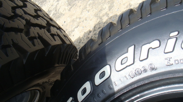 ขายยาง BF Goodrich Allterrain 30 9.5 r15 ดอก10มิล