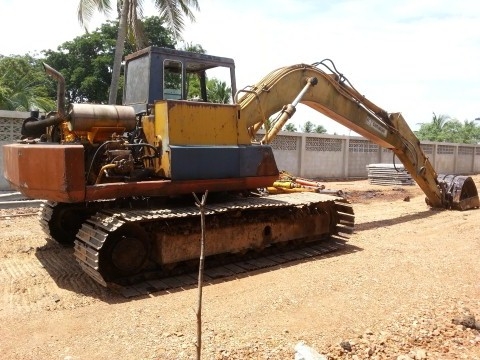 ขายรถแบคโฮ Komatsu pc120-3 พร้อมใช้ มี 2 คัน