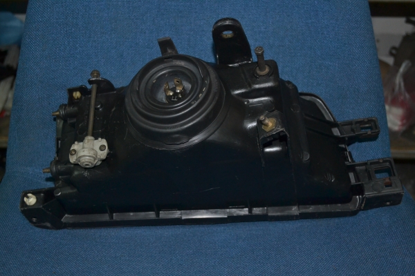 ขายไฟหน้า TOYOTA COROLLA AE92