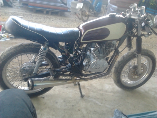 ขาย sr น้อย 200 ล้อโตๆๆ สวยๆ มีทะเบียน 24000 ต่อลองได้อีก