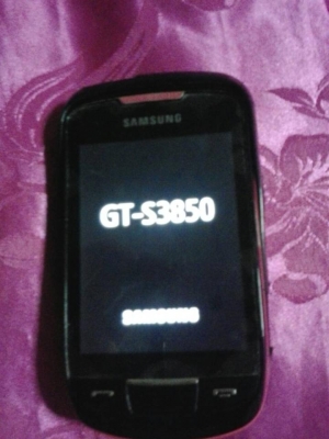 ขาย โทรศัพท์ ซัมซุงgt-s3850 มี wifi ราคา 1200 บาท 0855155980
