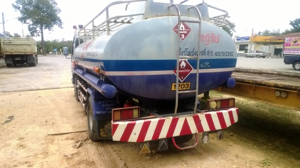 6ล้อน้ำมัน7000ลิตร ISUZU NPR120แรง รถใช้งานอยู่...