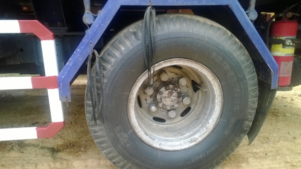 6ล้อน้ำมัน7000ลิตร ISUZU NPR120แรง รถใช้งานอยู่...