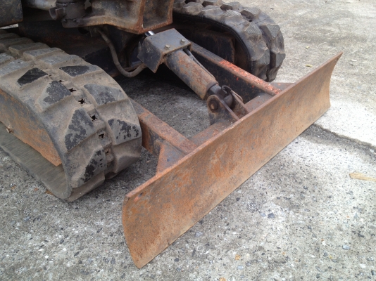 ขายรถขุดเล็ก KUBOTA KX36-3 Yr.2006,มีเก๋งสวย สภาพดีครับใช้งานได้เลย มานะ 085-9049669