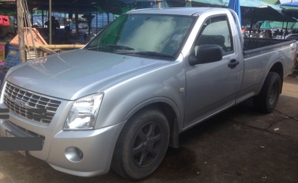 ISUZU D-MAX SPARK EX Ddi i -TEQ 2.5 MT ปี 54 รถบ้านสภาพสวยพร้อมใช้งาน เครื่องแห้งแรงดี ภายในเก๋งคอนโซลสวยครบ CD แอร์ พ.เพาเวอร์ กระบะปูพื้นยางลายเนอร์ ช่วงล่างล้อแม็กลายสวย เสริมแหนบครบพร้อมใช้งาน ยางสภาพดี 80\% พร้อมใช้งาน เอกสารทะเบียนครบพร้อมโอน ราคาต่อ