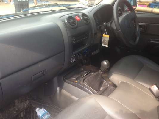 ISUZU D-MAX SPARK EX Ddi i -TEQ 2.5 MT ปี 54 รถบ้านสภาพสวยพร้อมใช้งาน เครื่องแห้งแรงดี ภายในเก๋งคอนโซลสวยครบ CD แอร์ พ.เพาเวอร์ กระบะปูพื้นยางลายเนอร์ ช่วงล่างล้อแม็กลายสวย เสริมแหนบครบพร้อมใช้งาน ยางสภาพดี 80\% พร้อมใช้งาน เอกสารทะเบียนครบพร้อมโอน ราคาต่อ