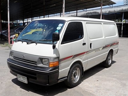 TOYOTA HIACE ปี 1998 3.0 สีขาว รถตู้ทึบพร้อมใช้งาน จัดไฟแนนซ์ค่ะ T.086-527-9533