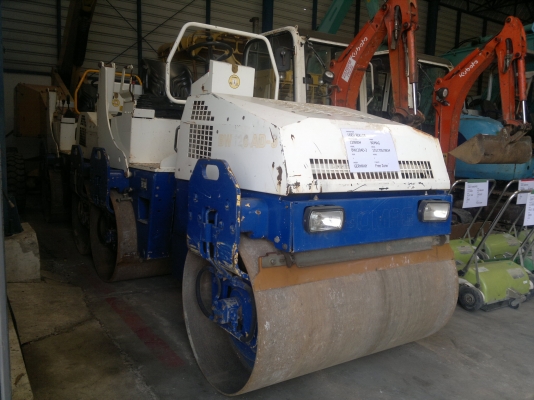 รถบด BOMAG BW120AD-3 ปี2004,รถนอกนำเข้าจากญี่ปุ่น สภาพสวย ไม่เคยใช้งานในไทย ราคาไม่แพงครับ ติดต่อมานะ 085-9049669